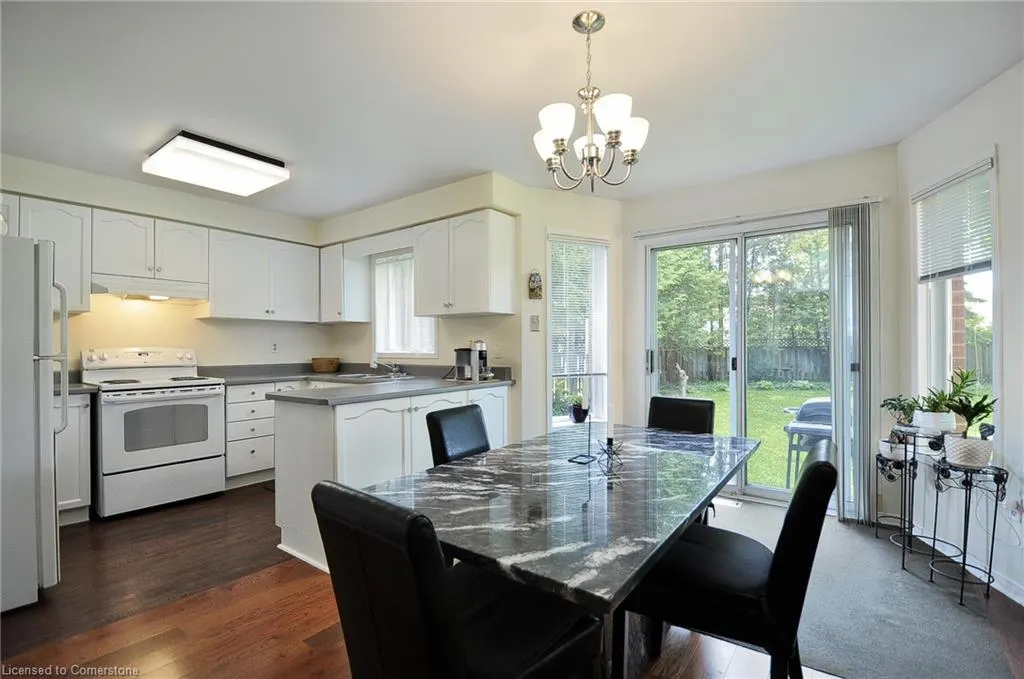 61 Harwood Road