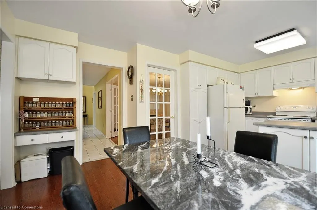 61 Harwood Road