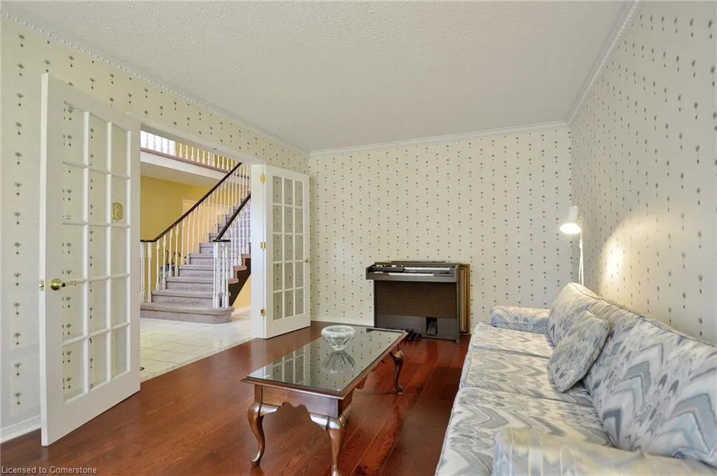 61 Harwood Road