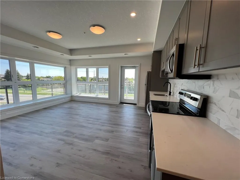 1101 Lackner Place, #211