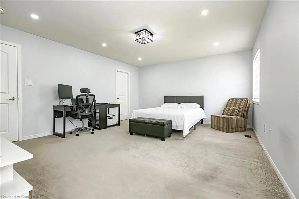 154 Munro Circle