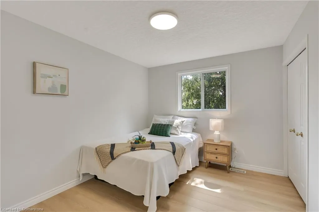 205 Holbeach Crescent