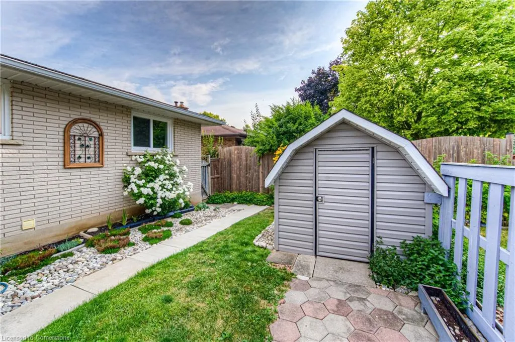 87 Radcliffe Drive