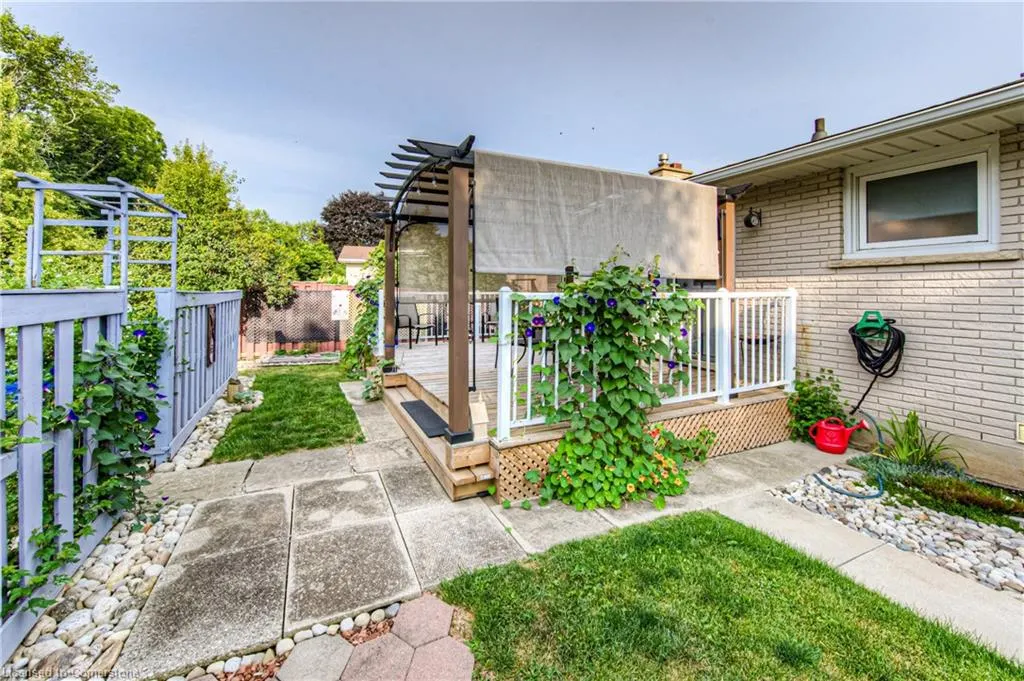 87 Radcliffe Drive