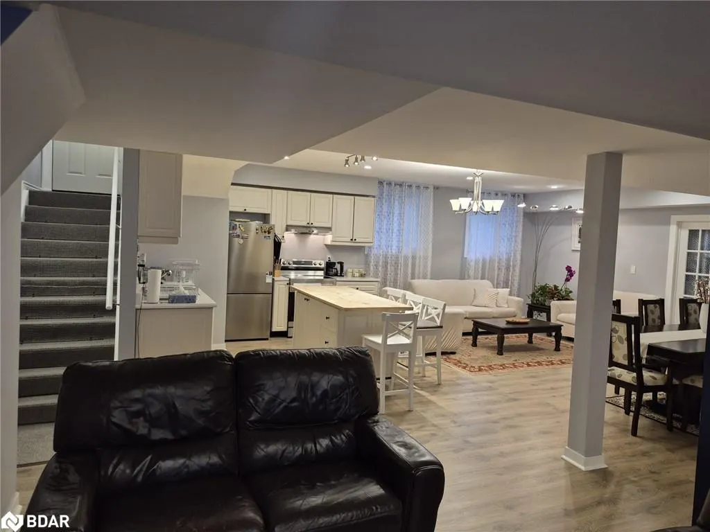 127 Muirfield Drive, #LOWER LEVEL
