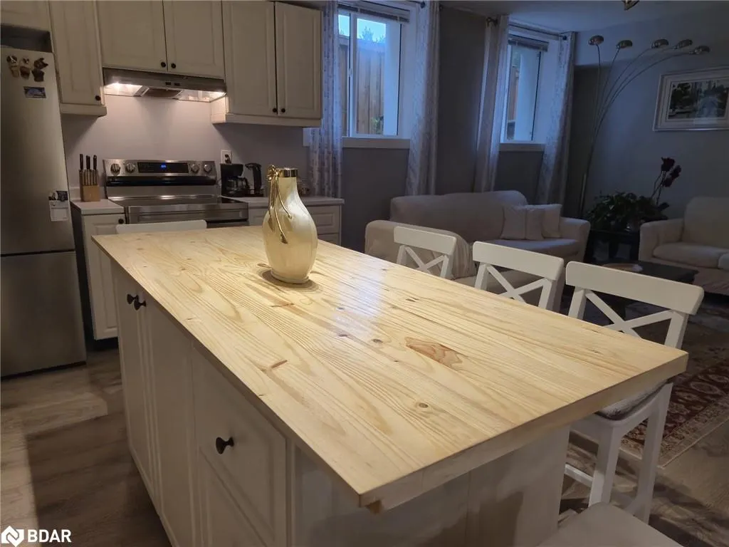127 Muirfield Drive, #LOWER LEVEL