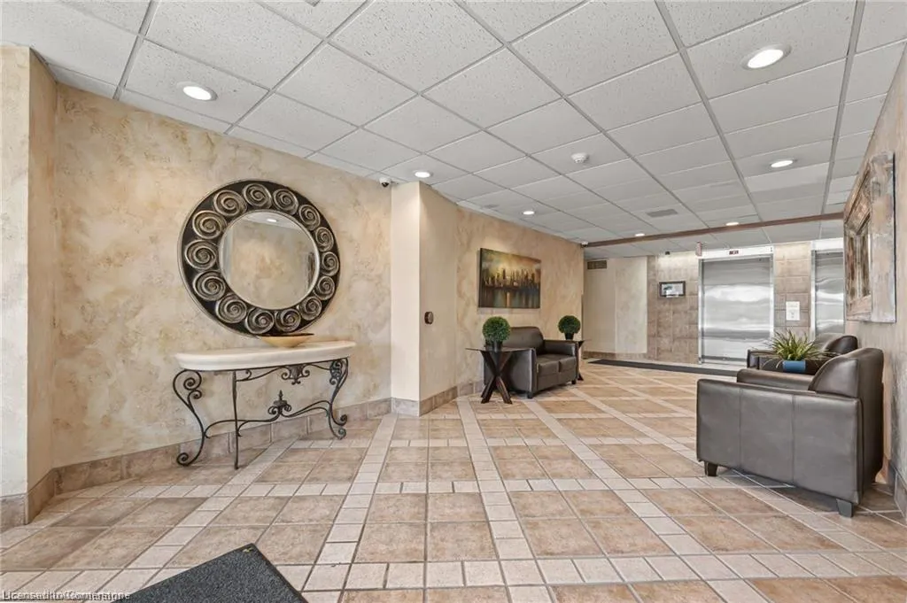 55 Green Valley Drive, #1804
