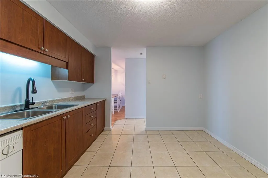 55 Green Valley Drive, #1804