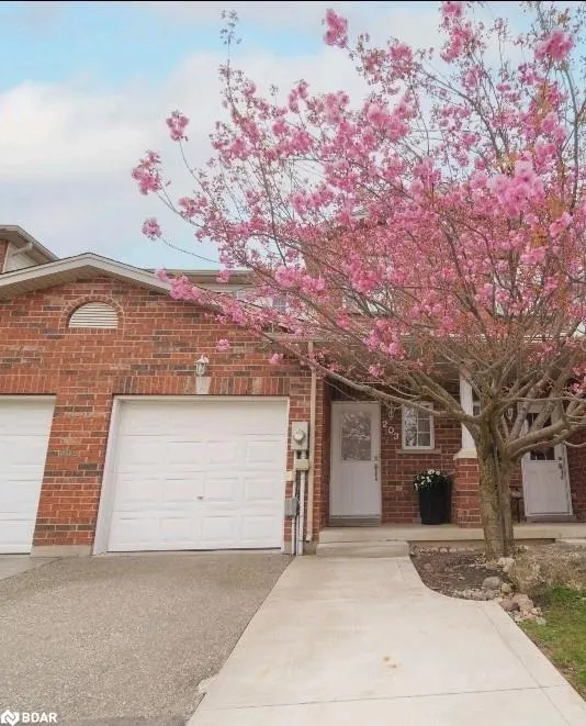203 Langlaw Drive