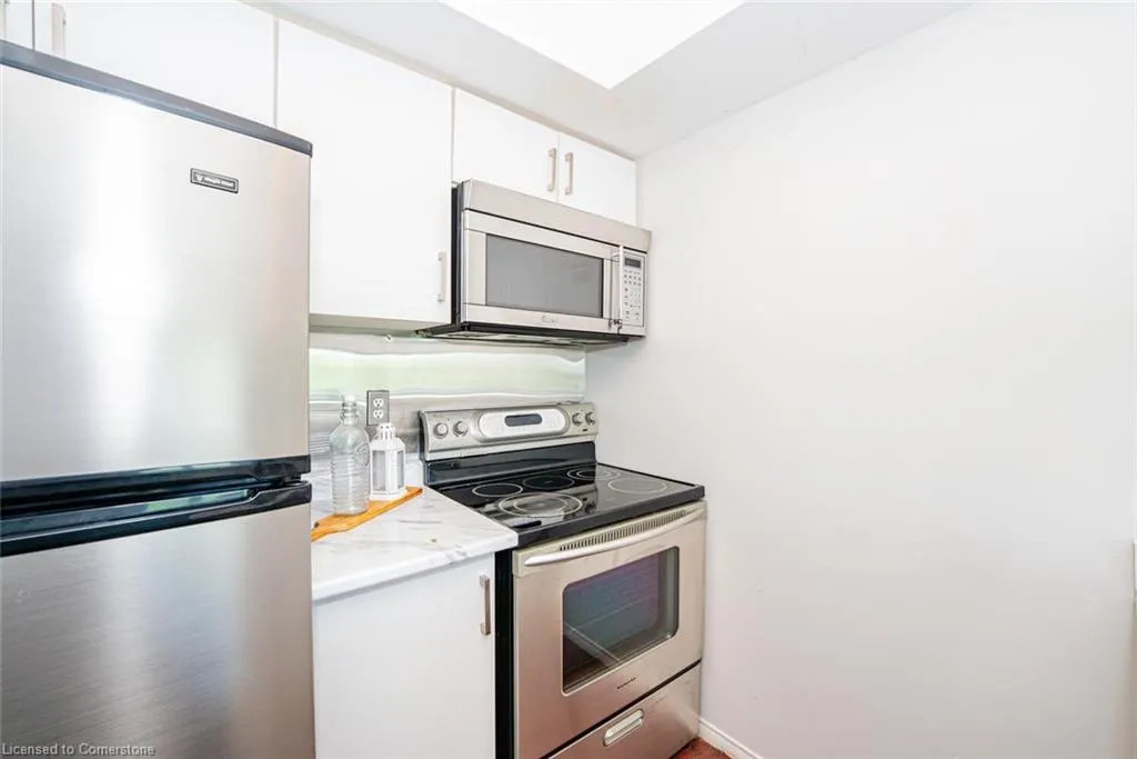 103 Bristol Road E, #212