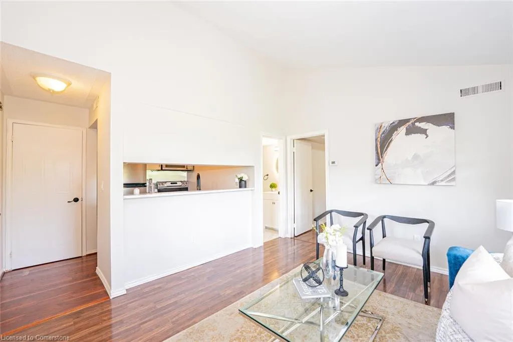 103 Bristol Road E, #212
