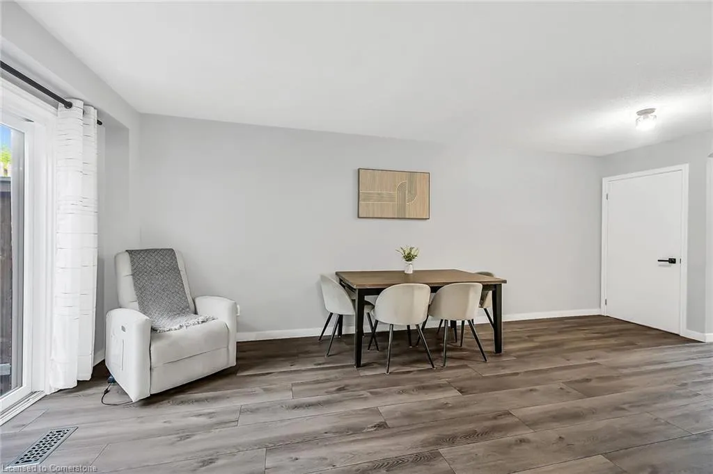 54 Argyle Street S, #2