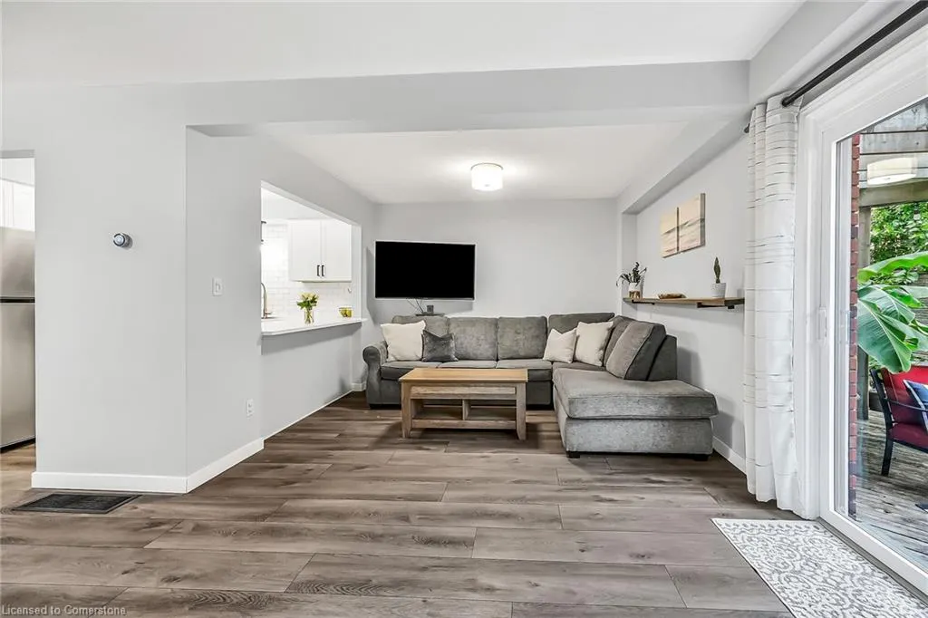 54 Argyle Street S, #2