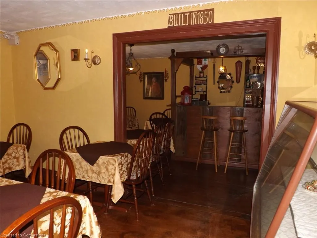 5815 Main Street