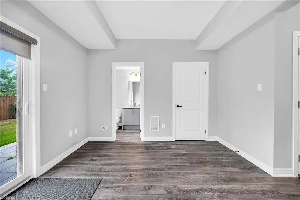 187 Wilson Street West Street W, #8