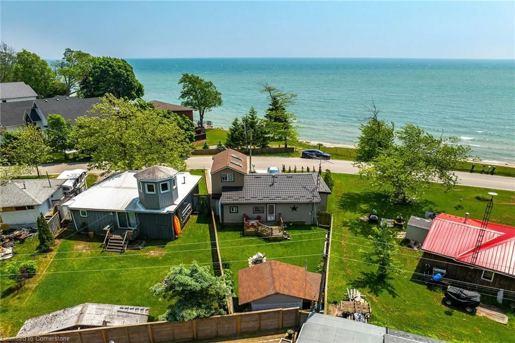 271 Blue Water Parkway