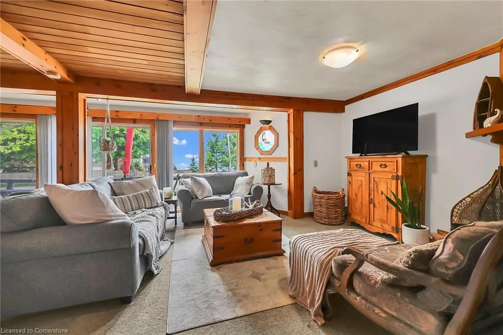 271 Blue Water Parkway