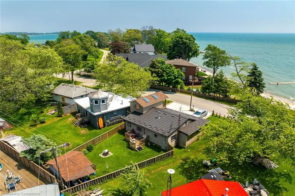271 Blue Water Parkway