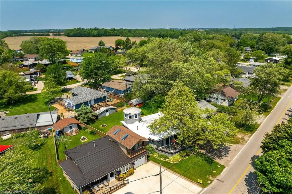 271 Blue Water Parkway