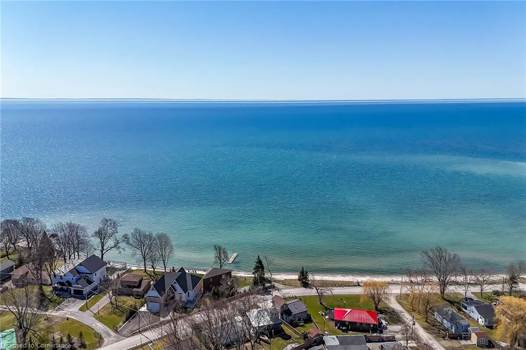 271 Blue Water Parkway