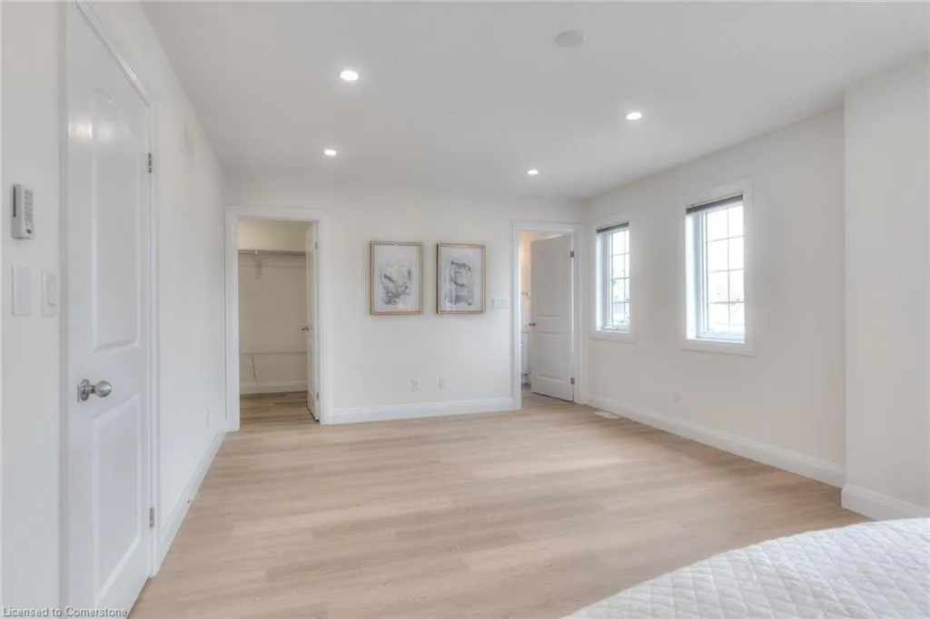 30 Mistywood Street