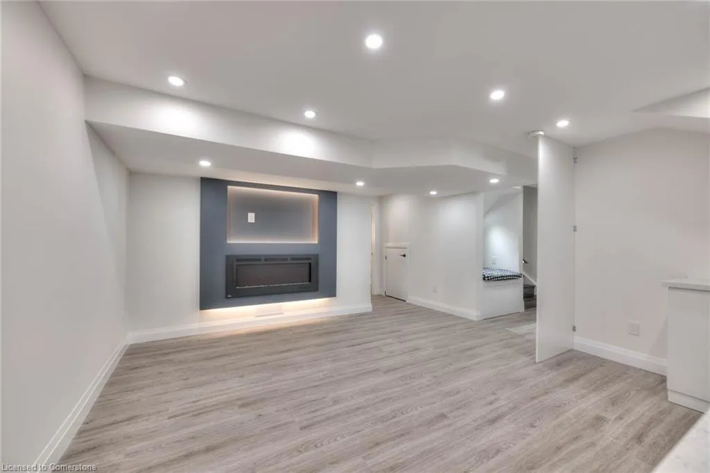 30 Mistywood Street