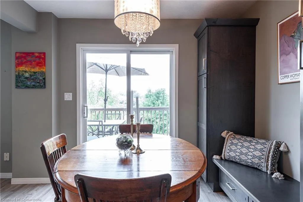 110 Athlone Crescent