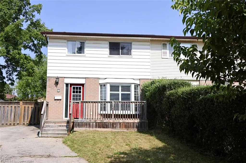 9 Duncairn Court