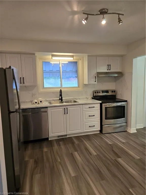 21 Idylwood Road