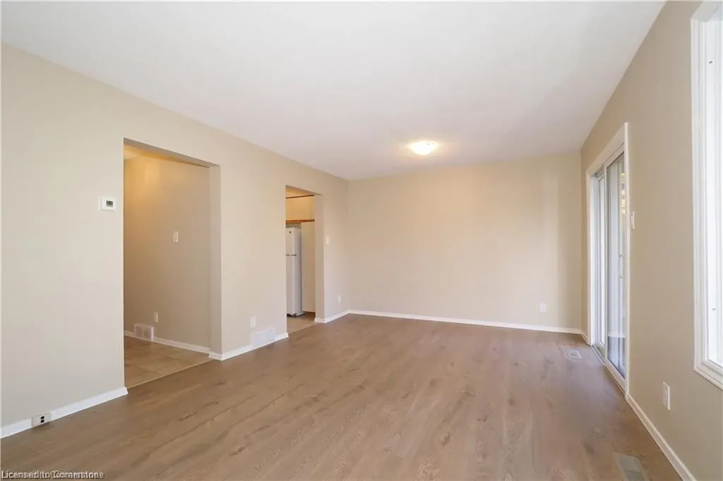 395 Kingscourt Drive, #2