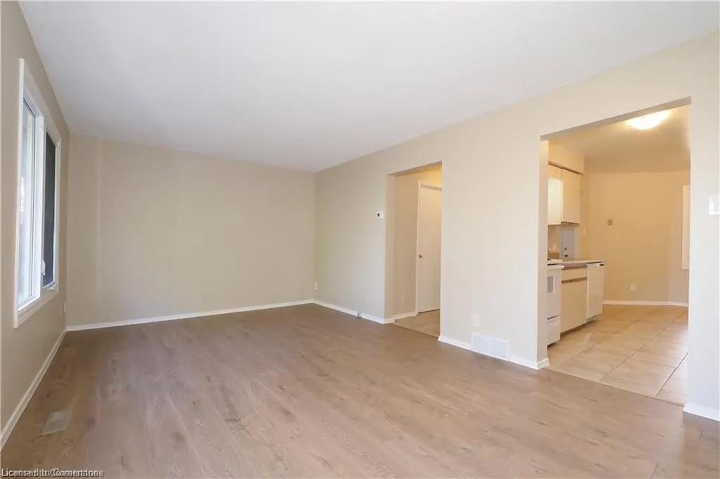 395 Kingscourt Drive, #2