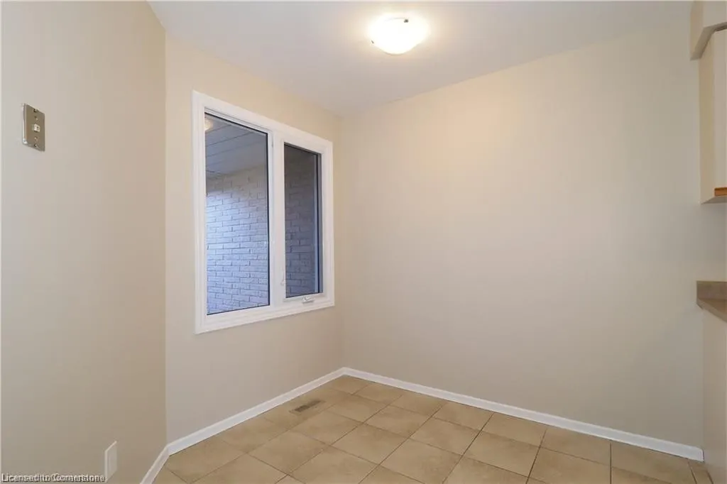 395 Kingscourt Drive, #2