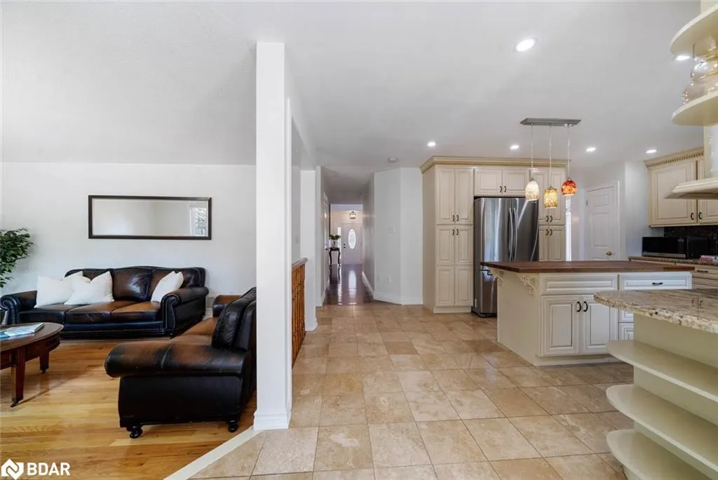 43 Falling Brook Drive