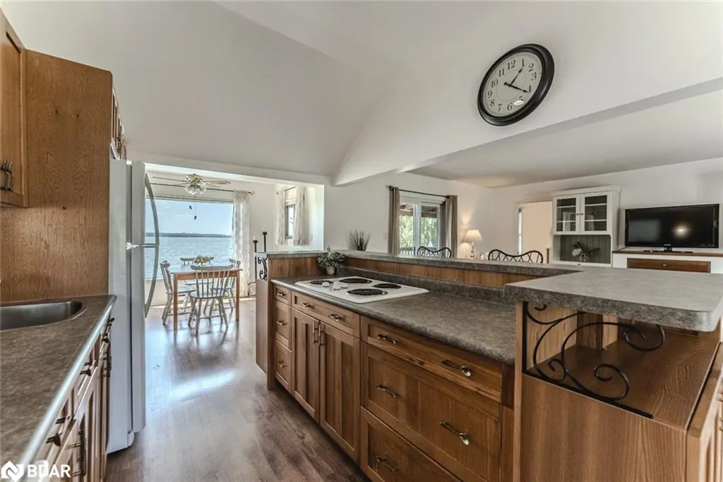 5580 Penetanguishene Road