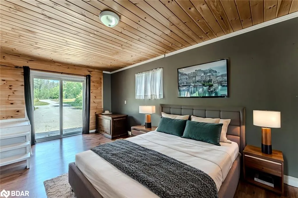 5580 Penetanguishene Road