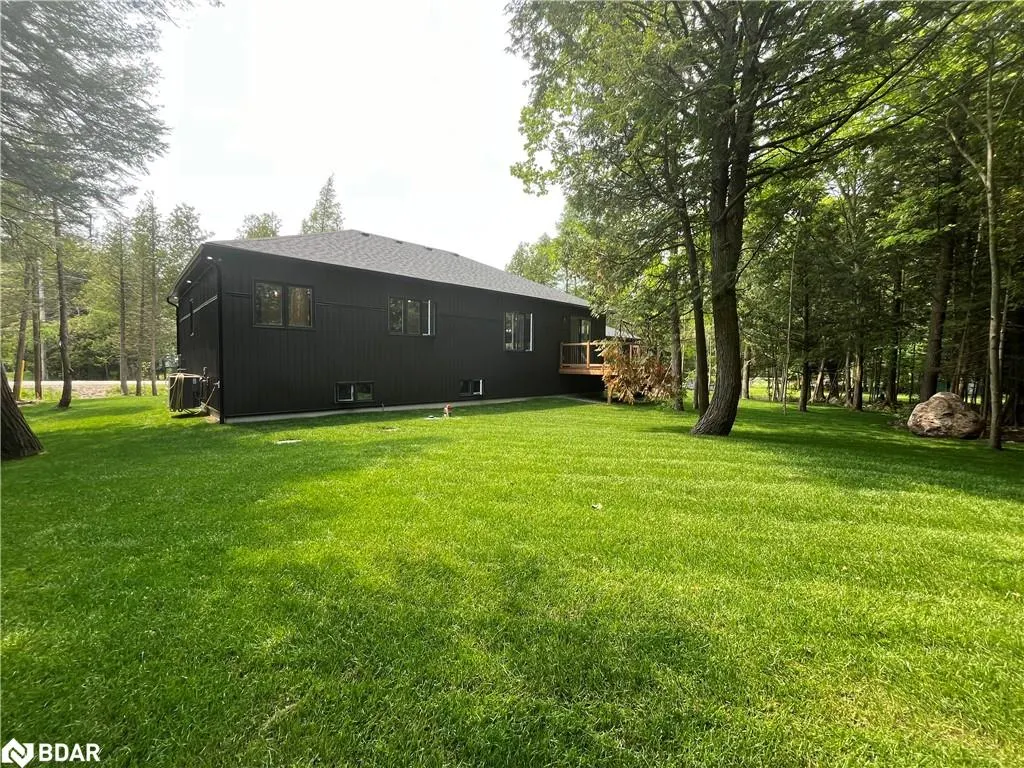48 Iroquois Crescent