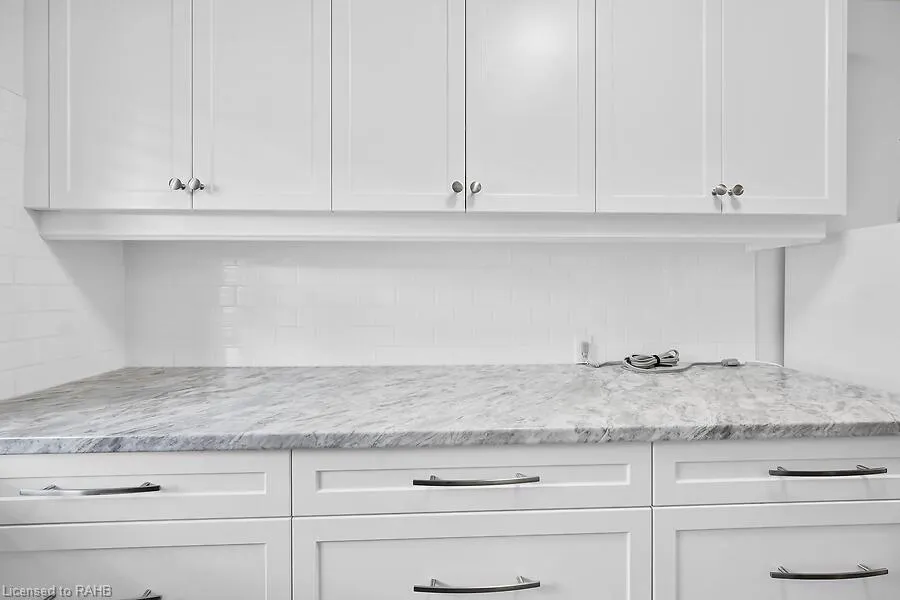 9 Grant Boulevard, #107