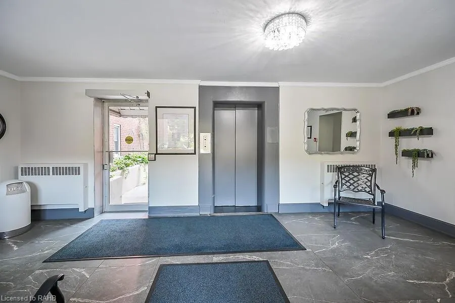 9 Grant Boulevard, #107