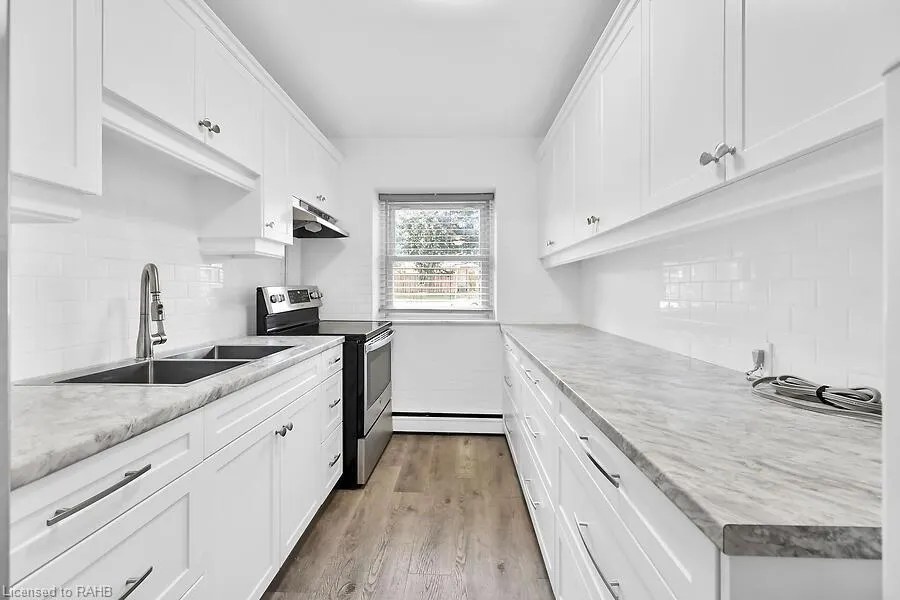 9 Grant Boulevard, #107