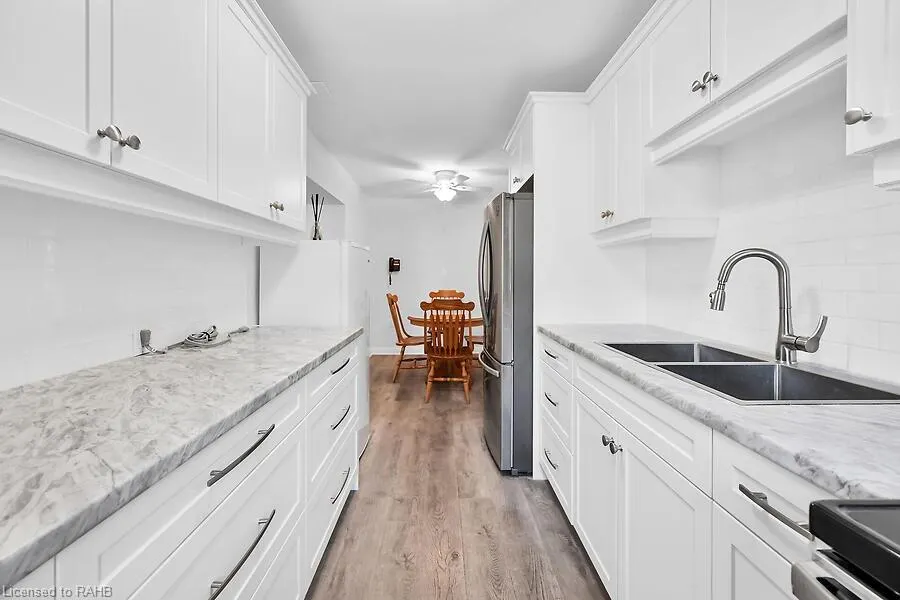 9 Grant Boulevard, #107
