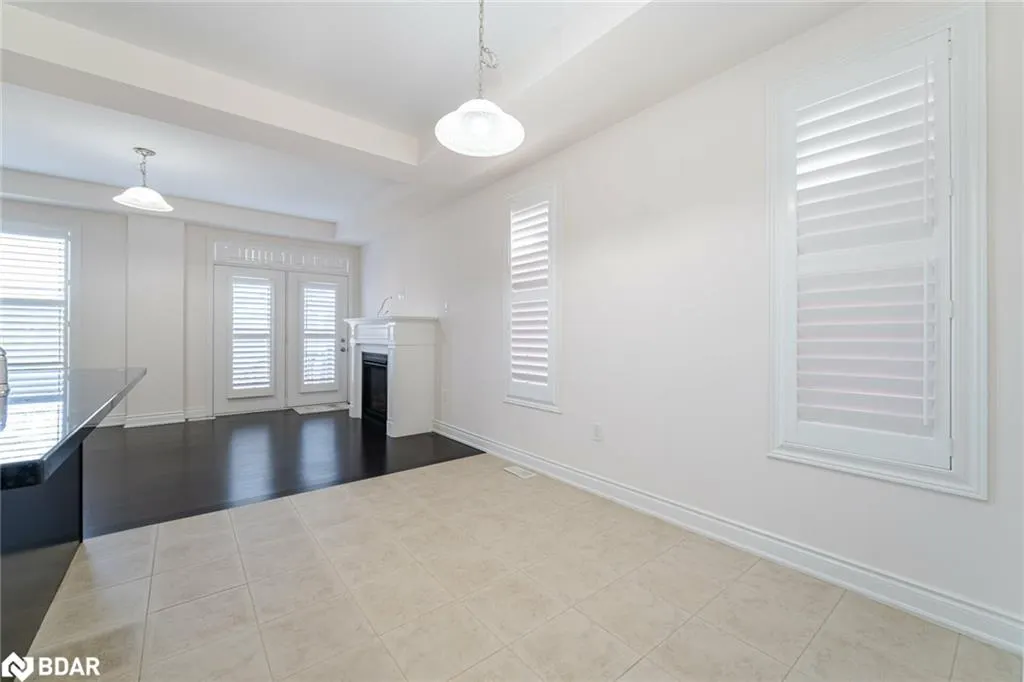 84 Heming Trail