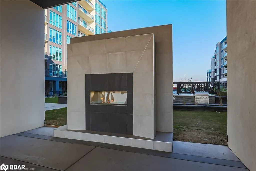 16 Concord Place, #621