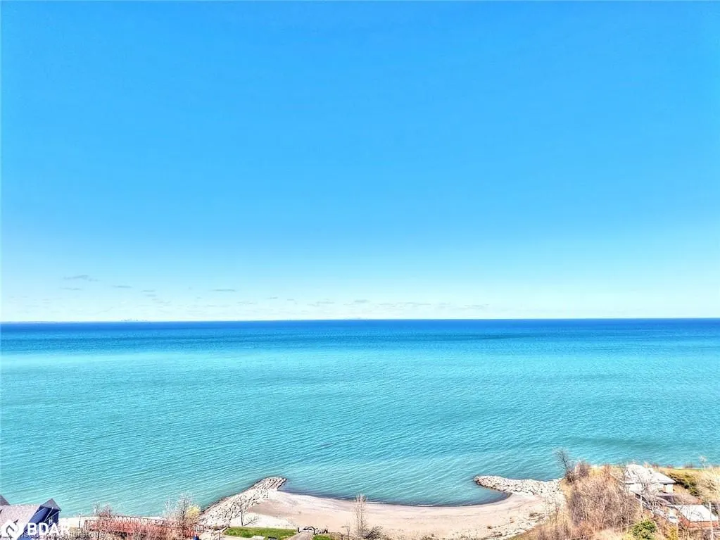 16 Concord Place, #621