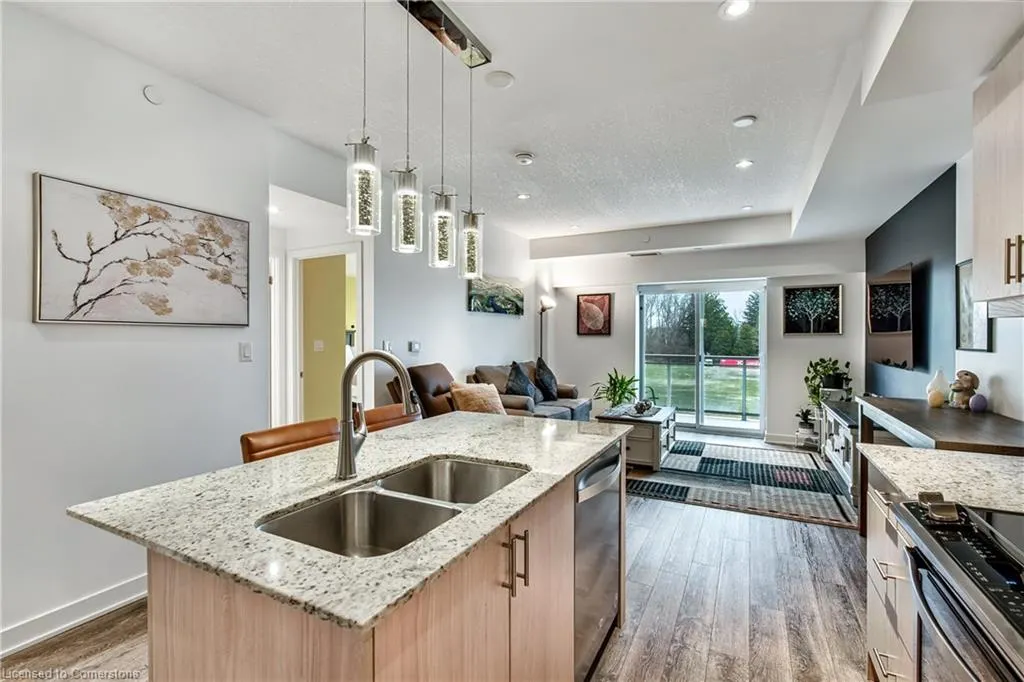 16 Markle Crescent, #403