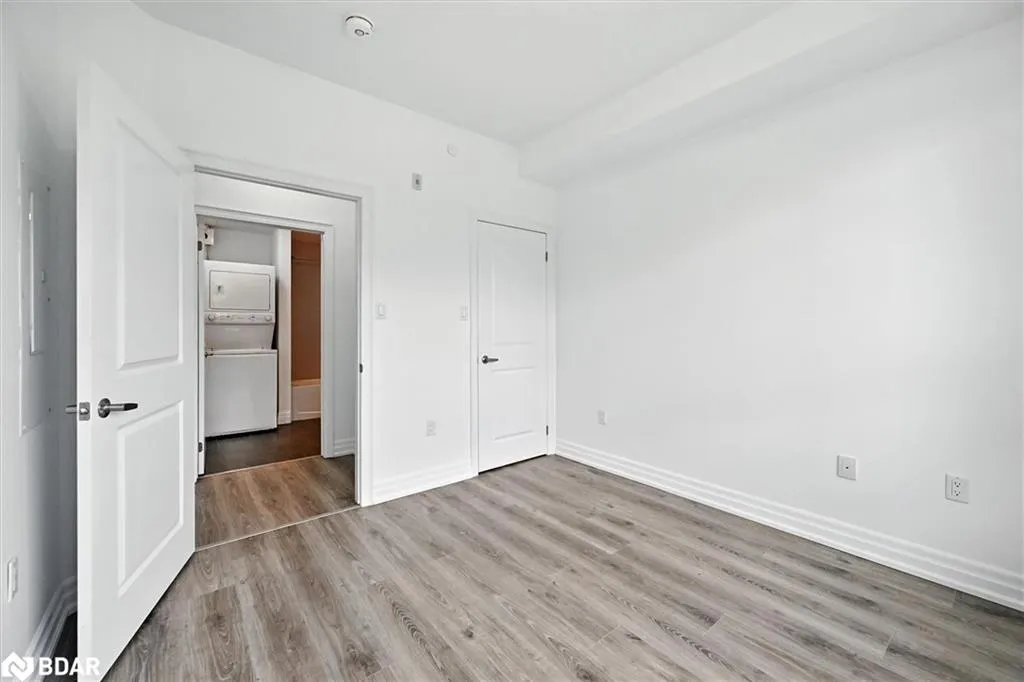125 Shoreview Place, #316