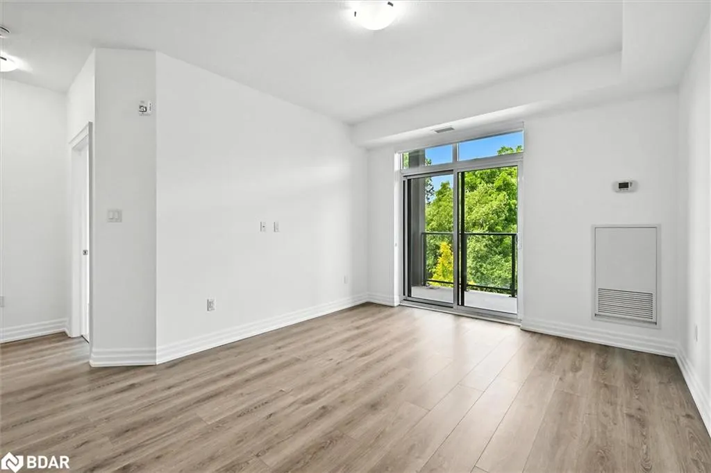 125 Shoreview Place, #316
