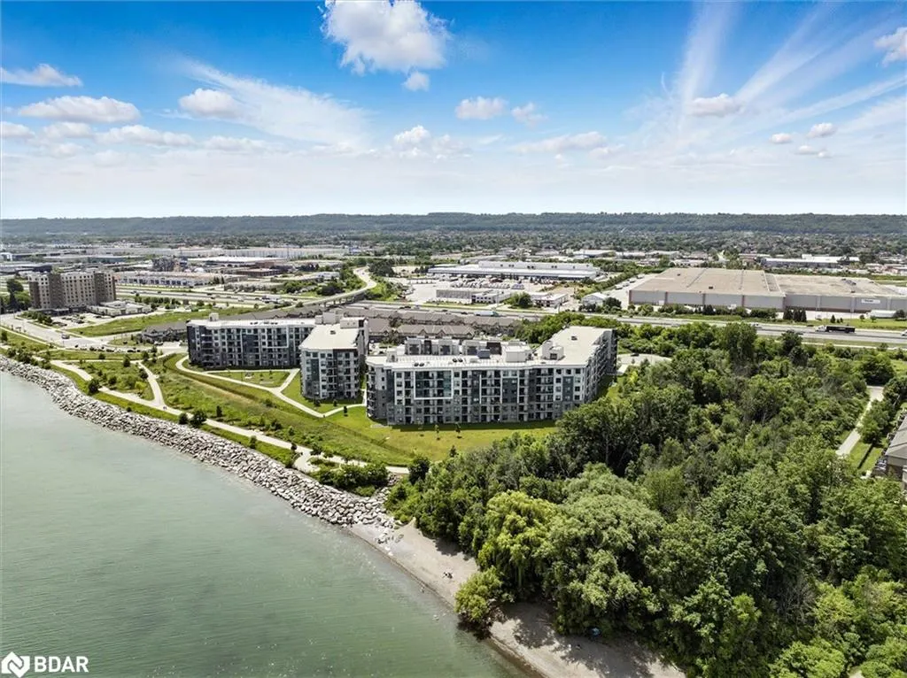 125 Shoreview Place, #316