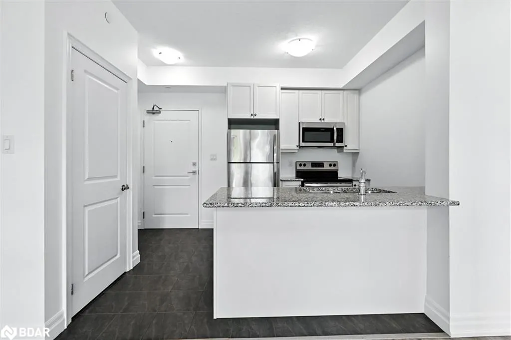 125 Shoreview Place, #316