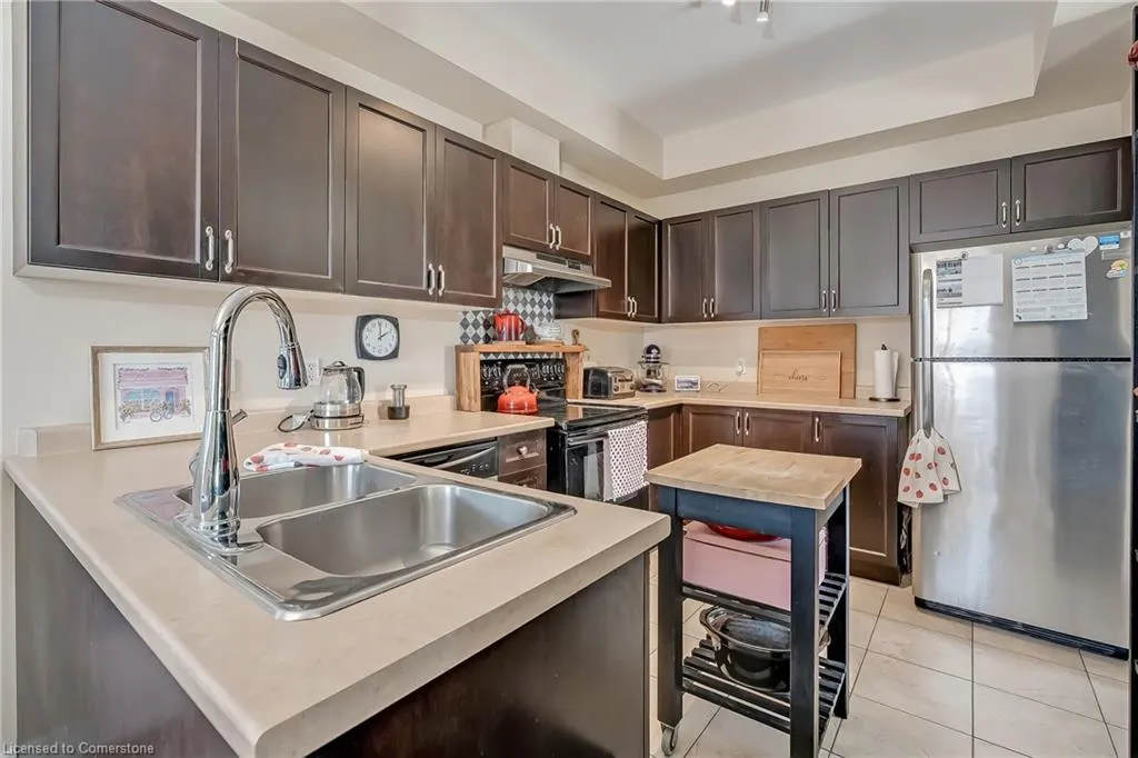 45 Seabreeze Crescent, #19
