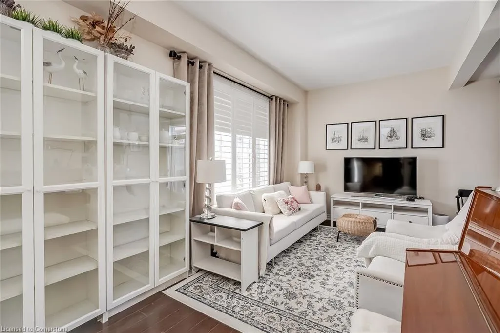 45 Seabreeze Crescent, #19